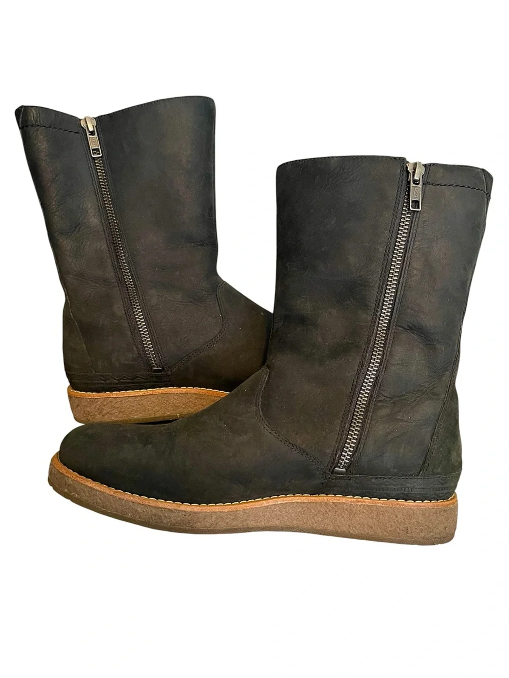 Ugg Size 7 Espresso Brown Leather Boots with Toggles